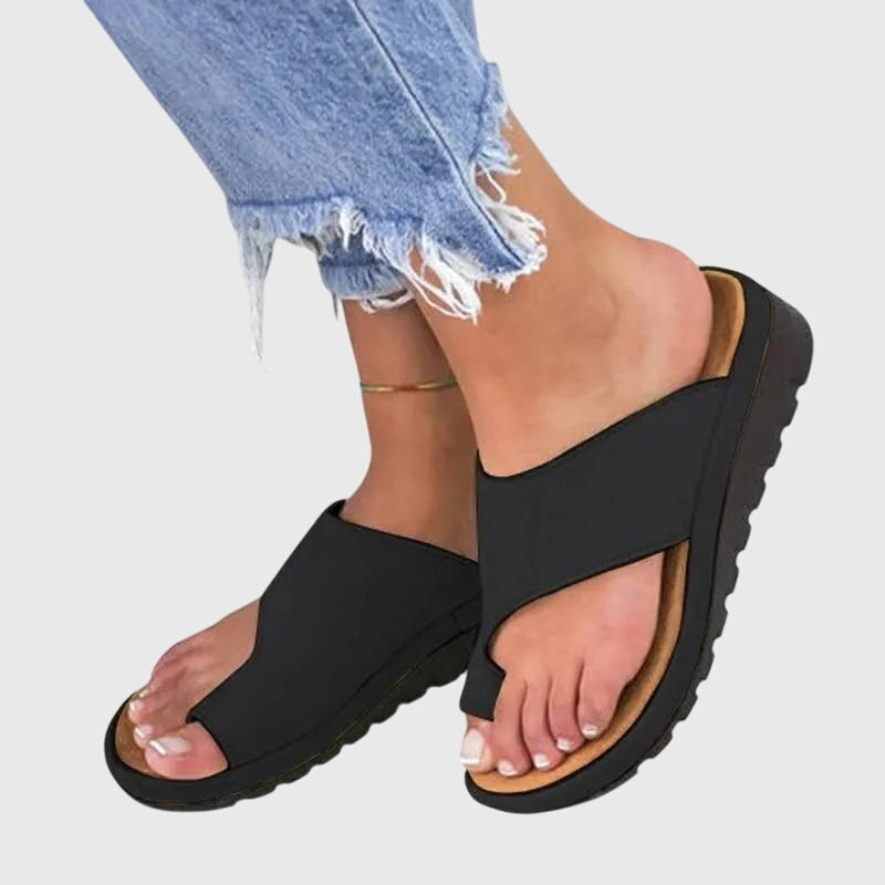 Black / 12