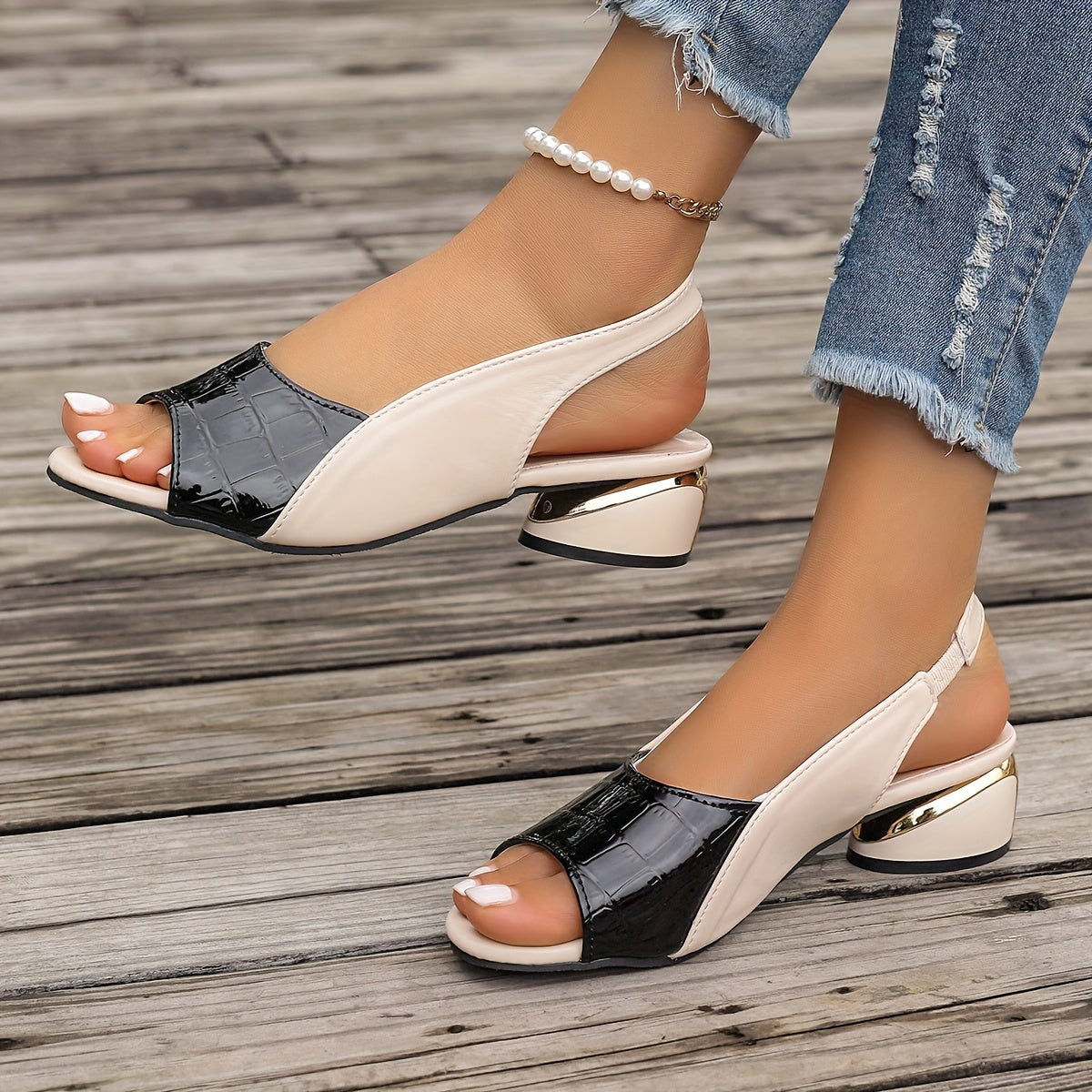 Black / 12